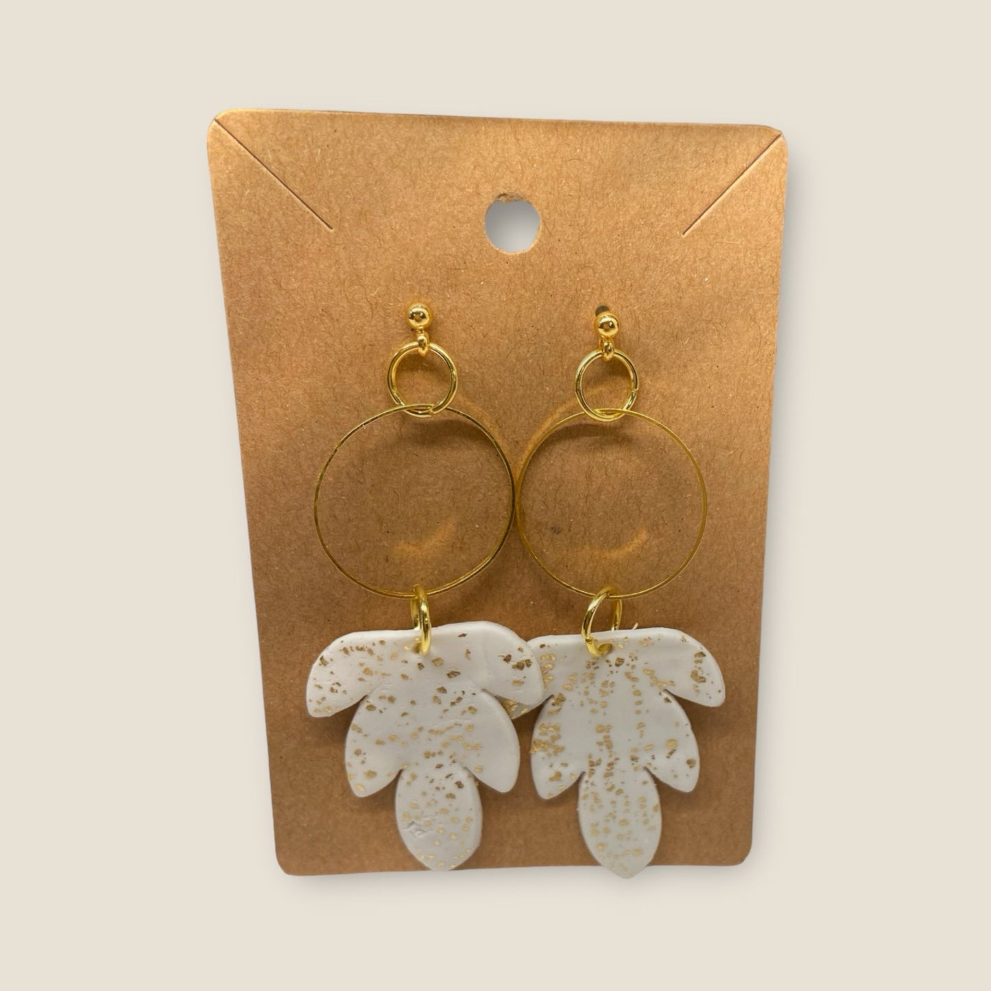Lotushippu-korvakoru - Premium from UuPa. - Just 26 €! Shop now at UuPa.