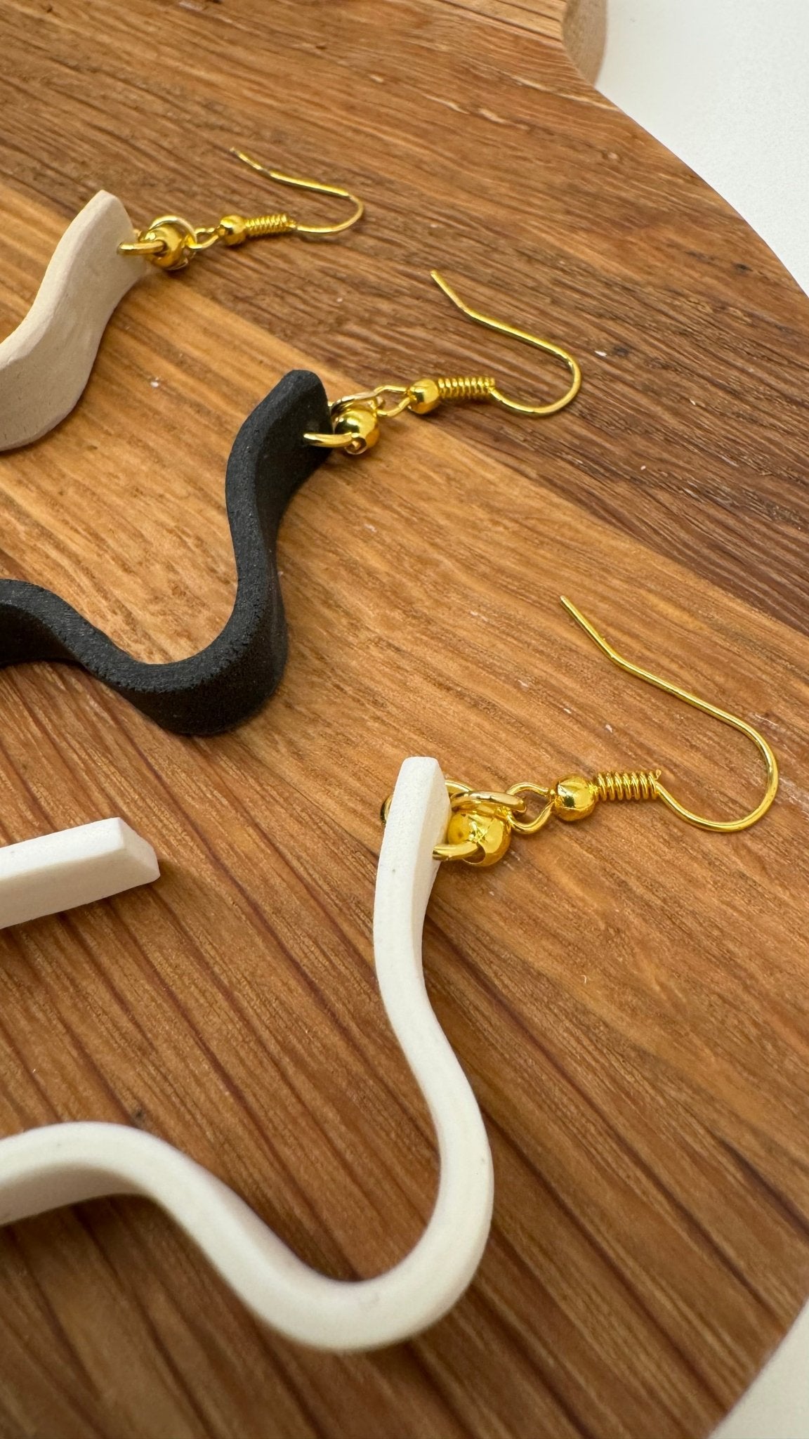 Tunne-korvakoru - Premium Design from UuPa. - Just 32 €! Shop now at UuPa.