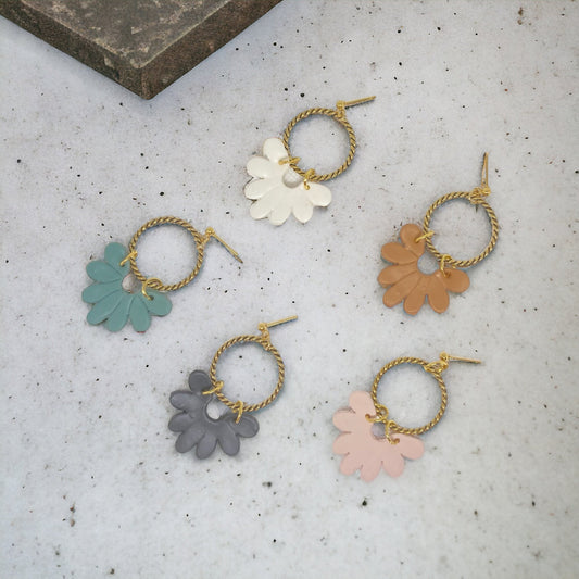Lotus-korvakoru - Premium  from UuPa. - Just 26 €! Shop now at UuPa.