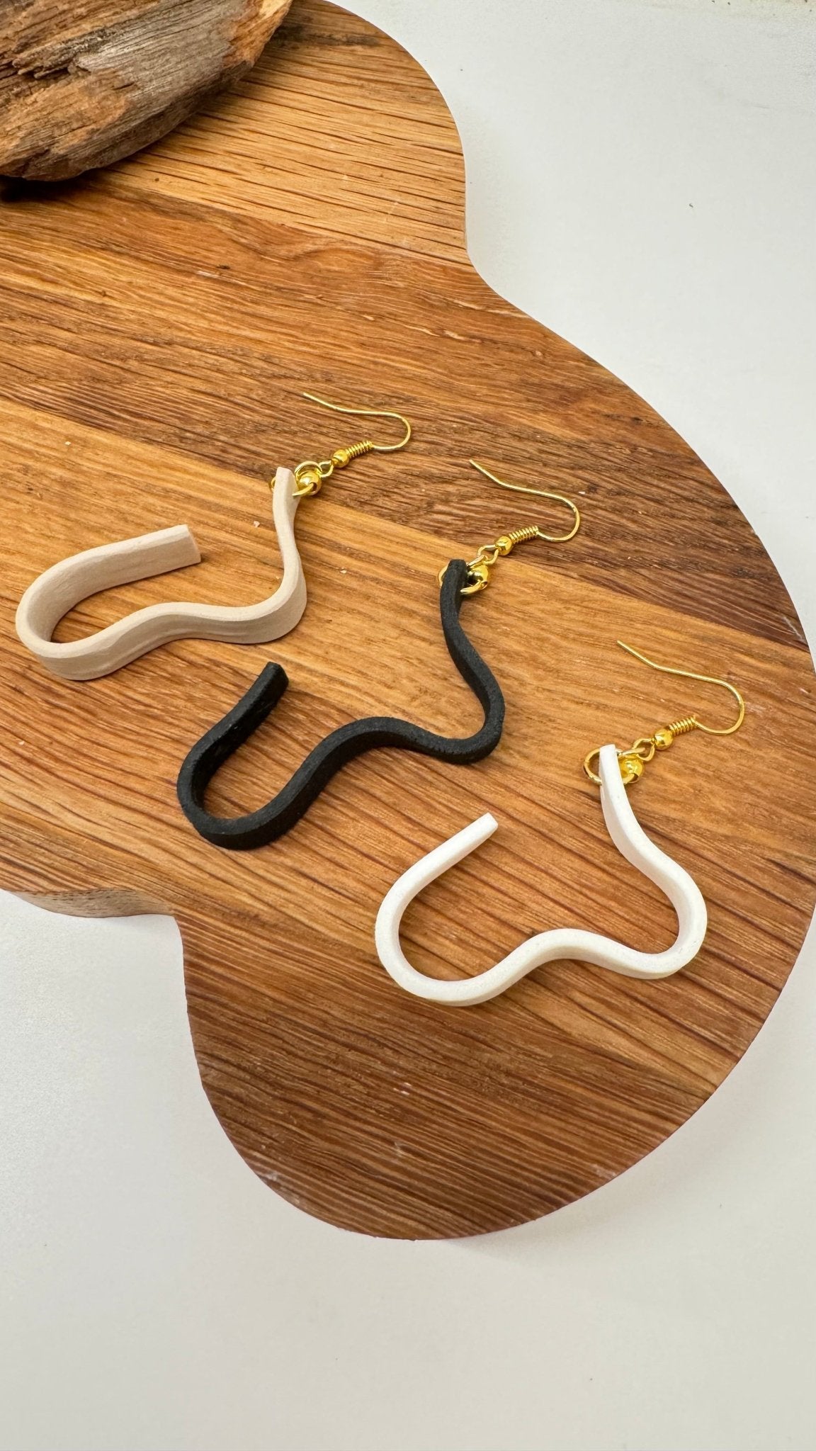 Tunne-korvakoru - Premium Design from UuPa. - Just 32 €! Shop now at UuPa.