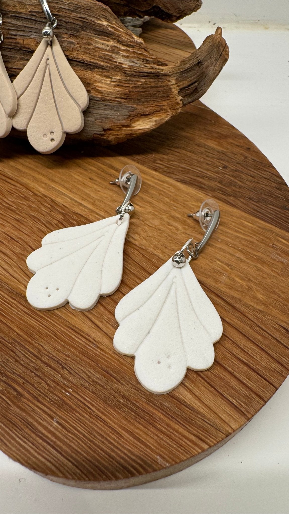 Lehti-korvakoru - Premium  from UuPa. - Just 28 €! Shop now at UuPa.
