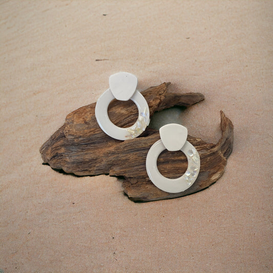 Simpukkarengas-korvakoru - Premium  from UuPa. - Just 26 €! Shop now at UuPa.