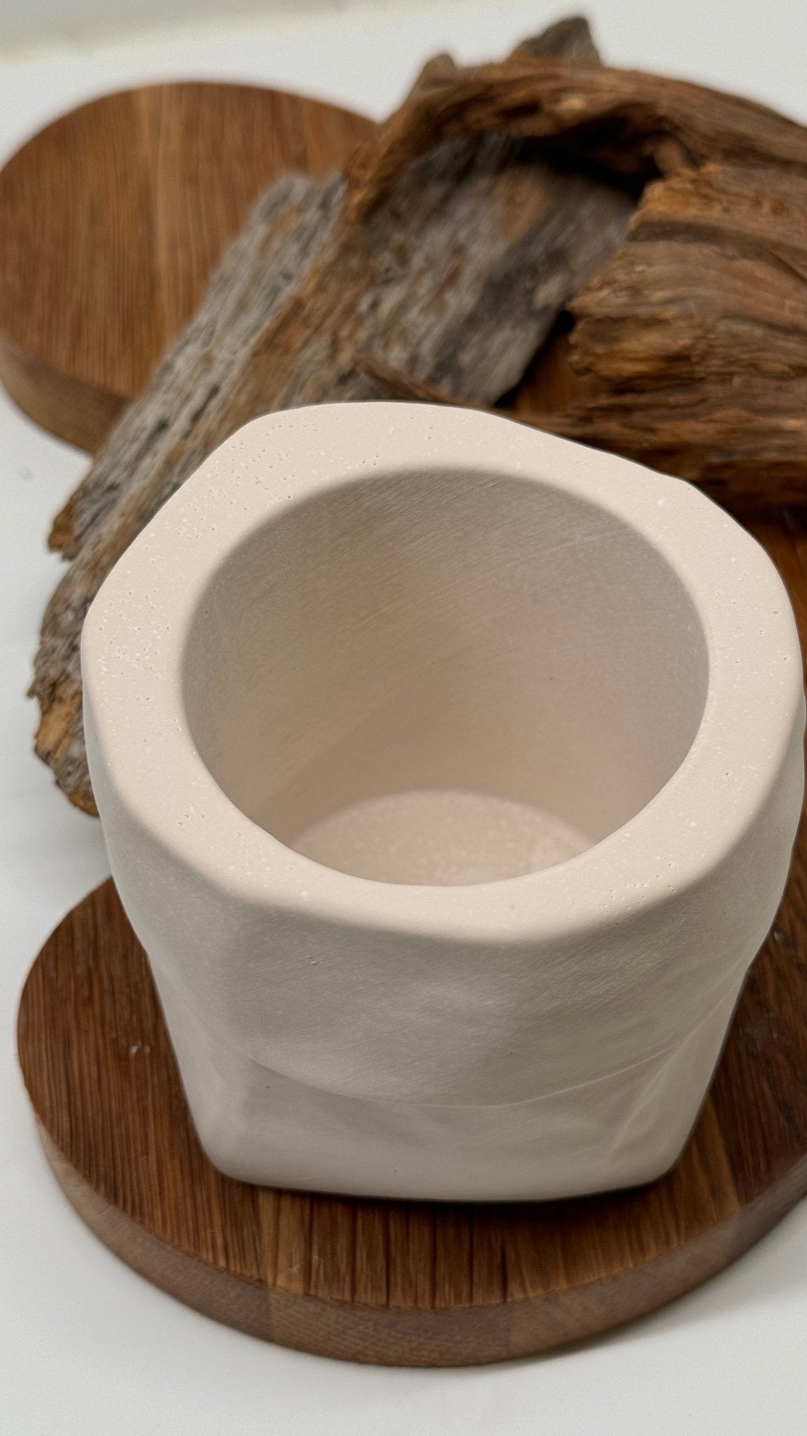 Rypistetty-ruukku - Premium Design from UuPa. - Just 15 €! Shop now at UuPa.